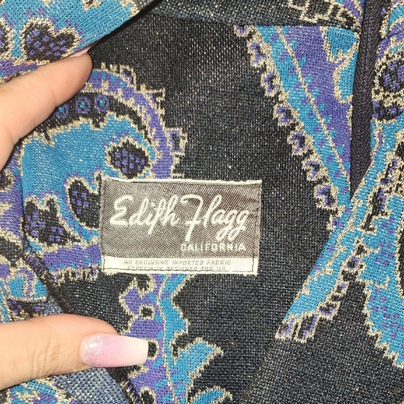 Blue Long Sleeve Wrap Gown with Mandarin Collar - Picture 6 of 9